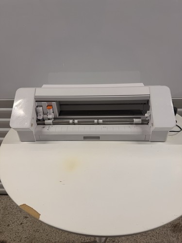 Silhouette cameo electronic - 4,